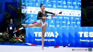 aa q raffaeli sofia ita ph simone ferraro sfa07550 copia